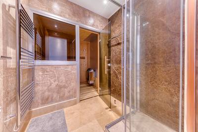 3 BR Apartment in Agios Tychonas, Limassol thumbnail 18