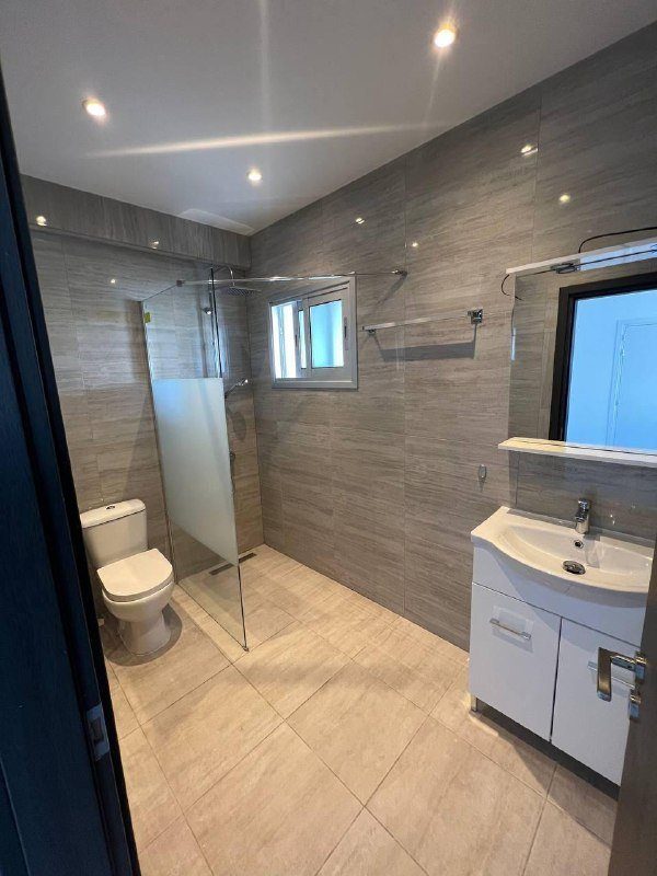 3 BR Apartment in Neapolis, Limassol photo 11