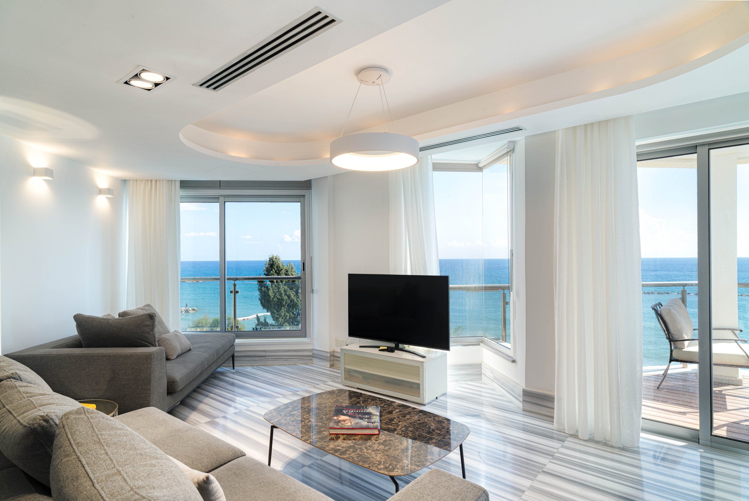 3 BR Apartment in Germasogeia, Limassol — photo 2