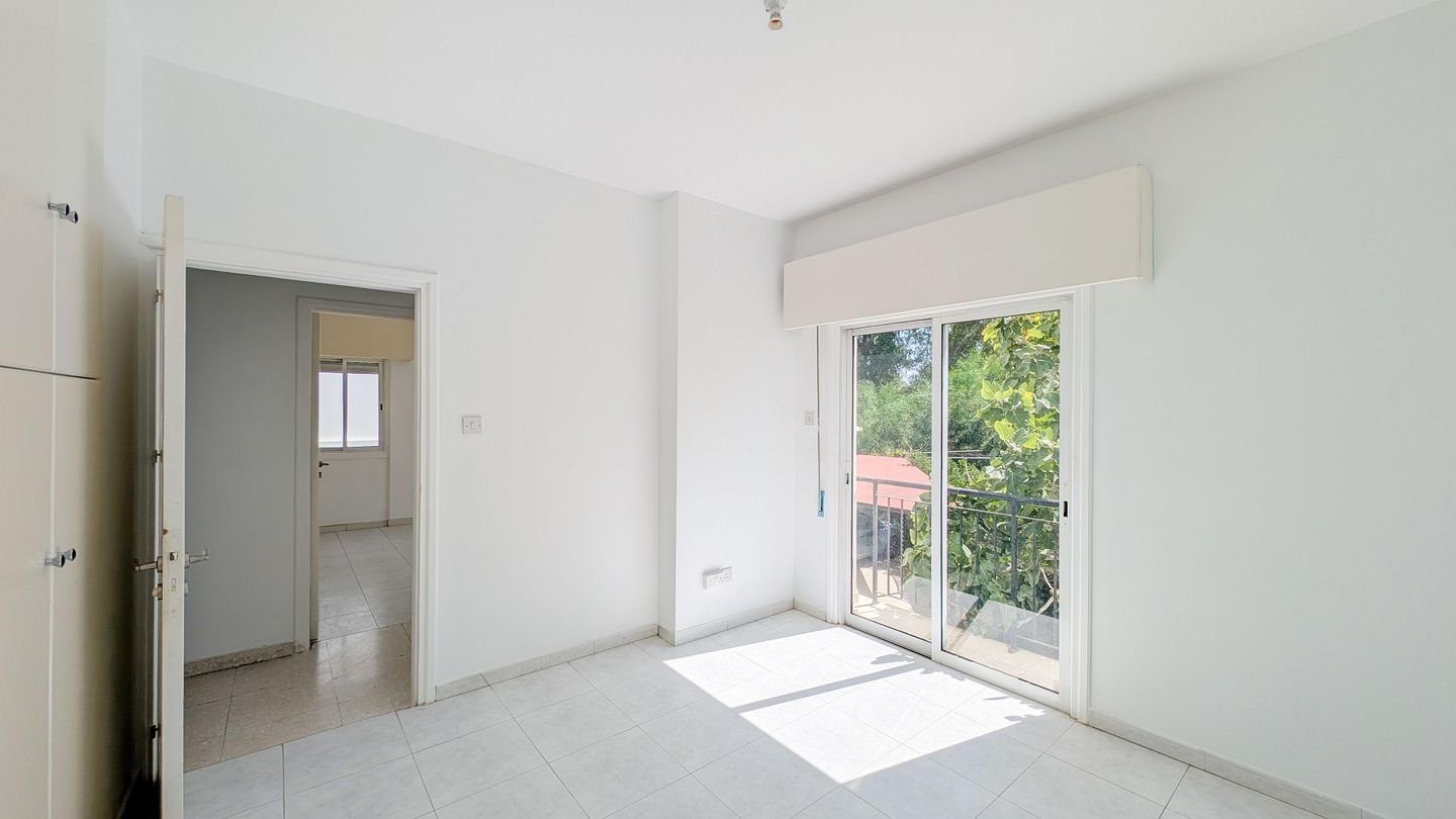 Three-bedroom apartment in Ag. Konstantinou & Elenis, Nicosia photo 9
