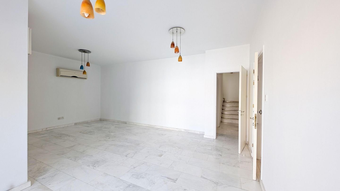Three-bedroom apartment in Ag. Konstantinou & Elenis, Nicosia photo 3
