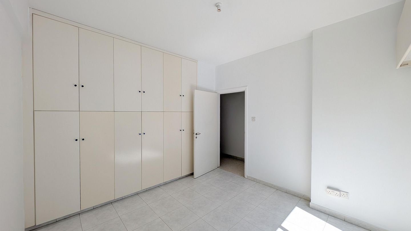 Three-bedroom apartment in Ag. Konstantinou & Elenis, Nicosia photo 7