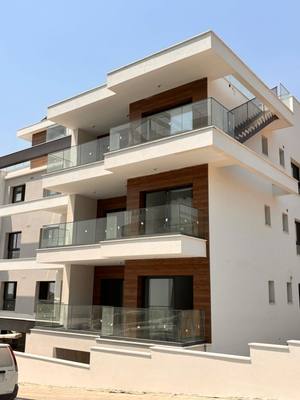 3 BR Penthouse in Mesa Geitonia, Limassol thumbnail 4