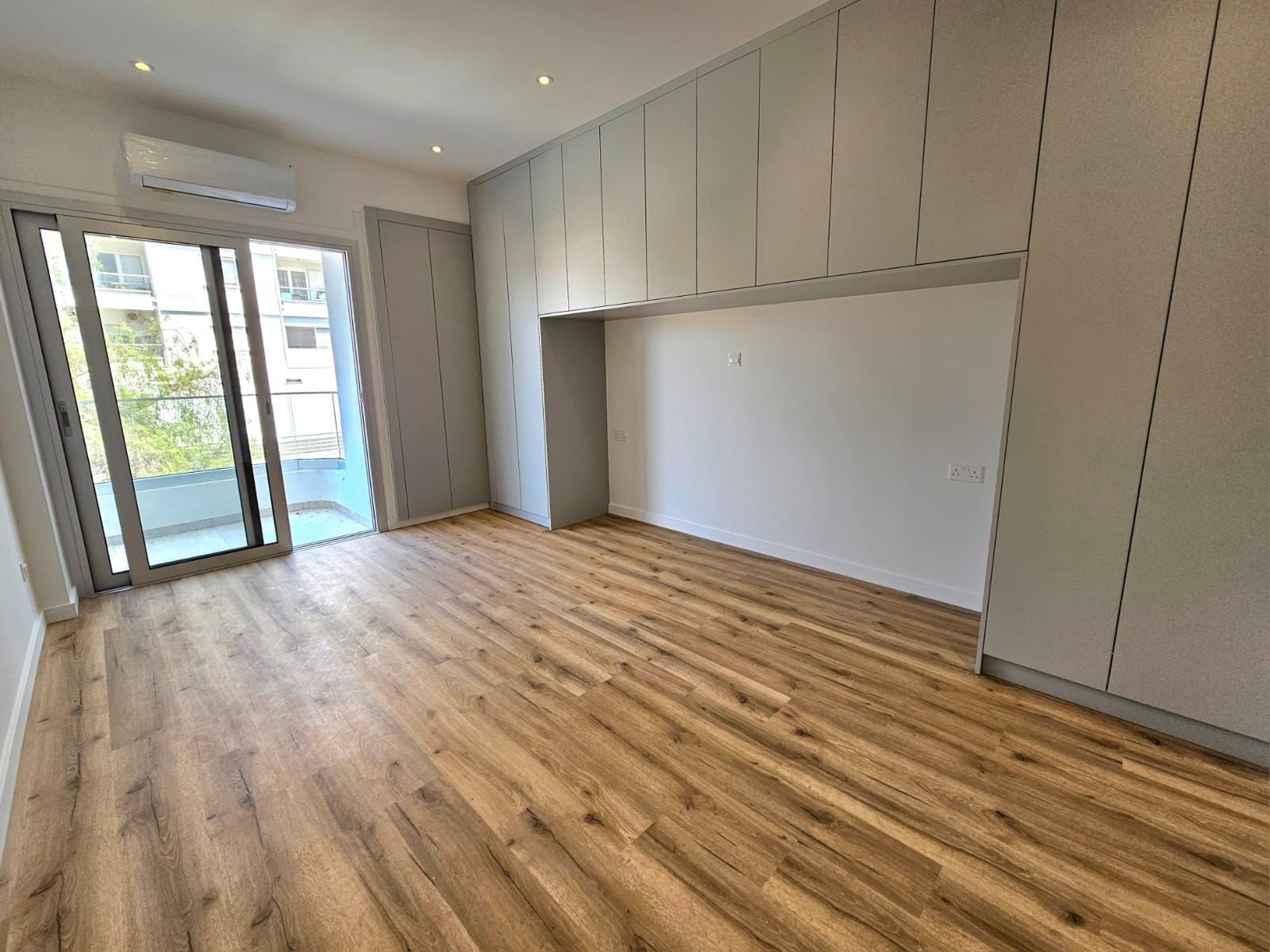 3 BR Apartment in Potamos Germasogeias, Limassol photo 9
