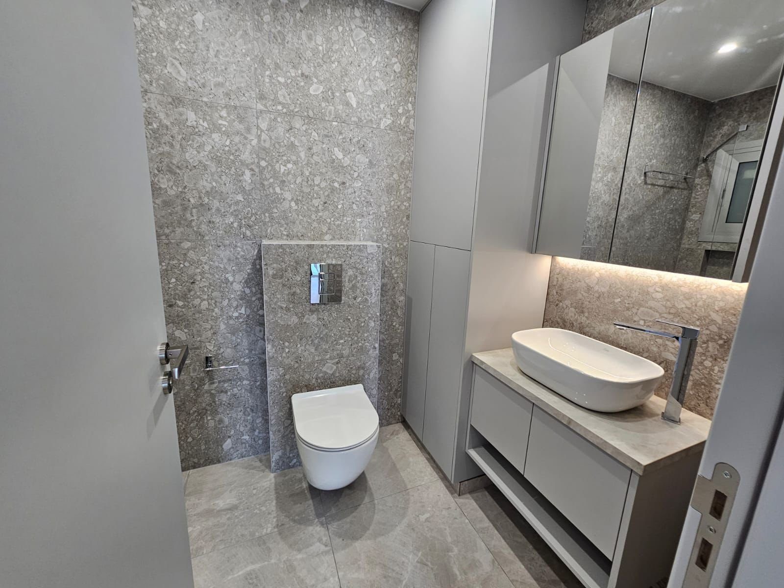 3 BR Apartment in Potamos Germasogeias, Limassol photo 11