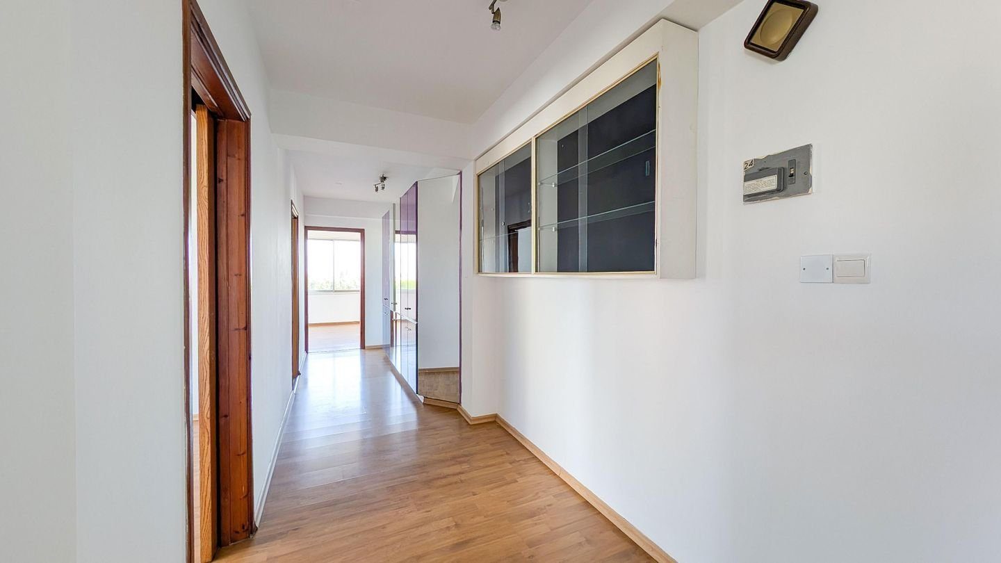 Office space in Trypiotis, Nicosia photo 7