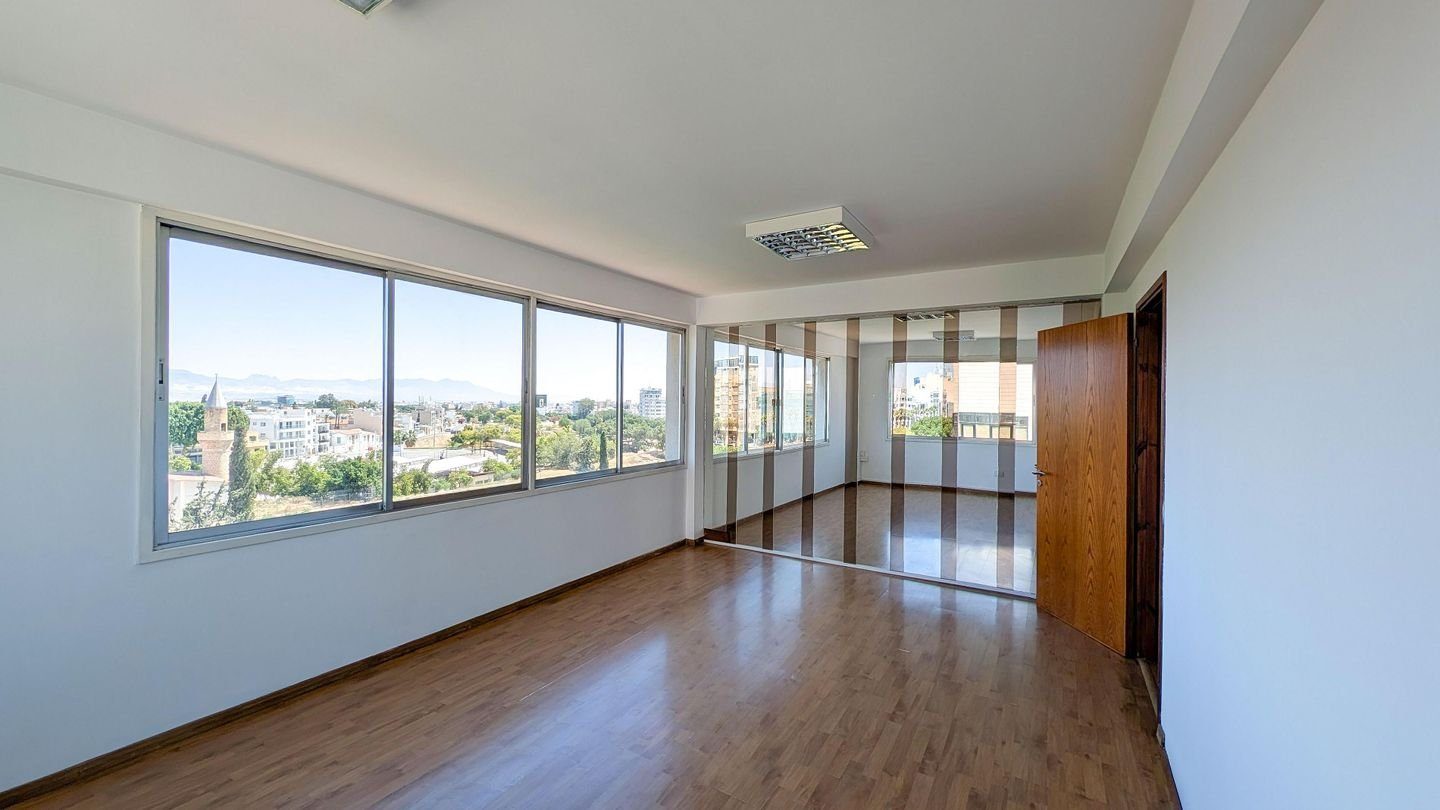 Office space in Trypiotis, Nicosia photo 12