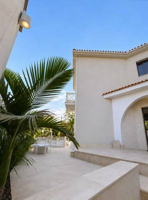 3 BR Villa with Sea Views in Agios Tychonas, Limassol thumbnail 10