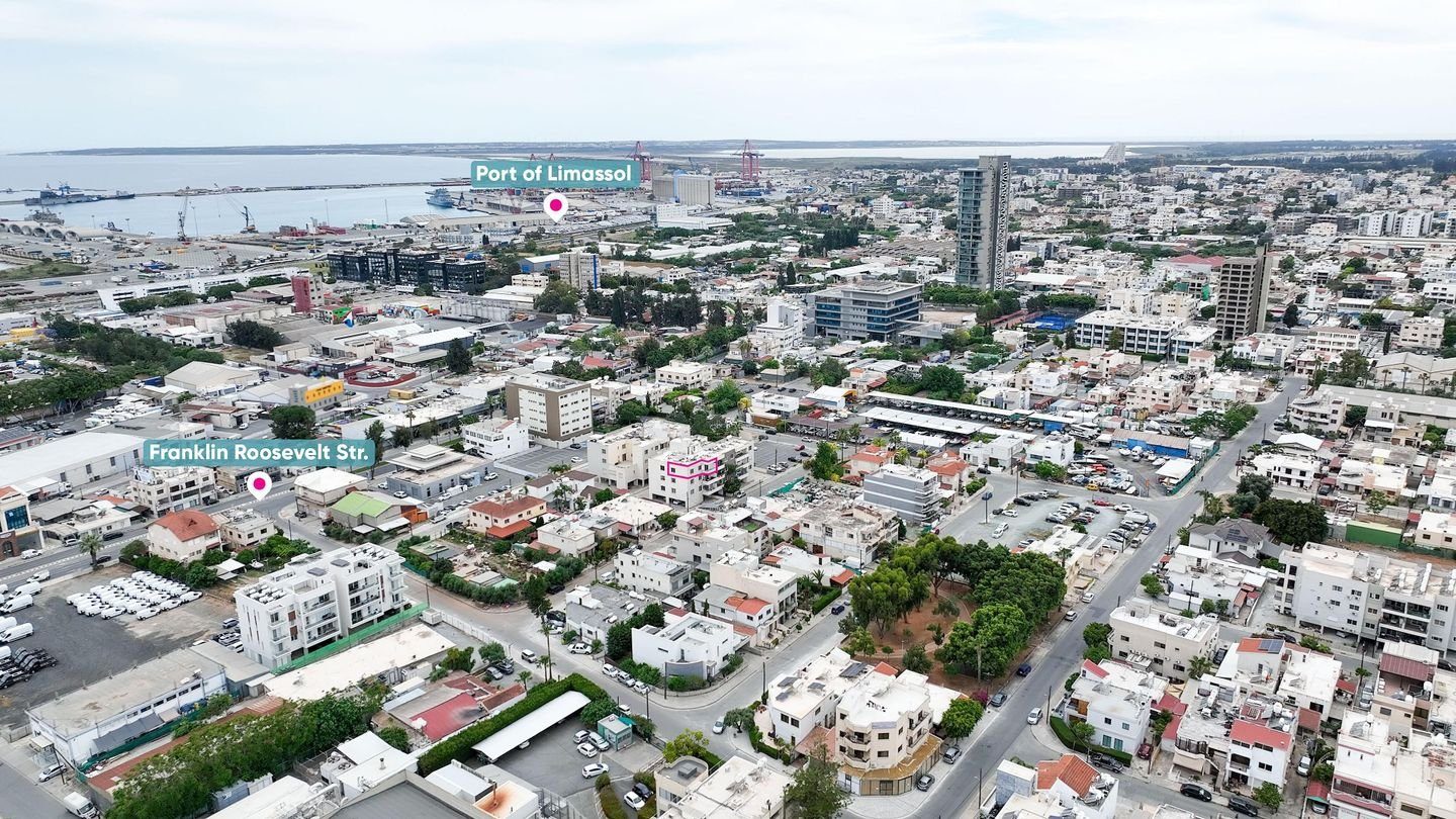 Two-Bedroom Apartment in Omonoia, Limassol photo 3