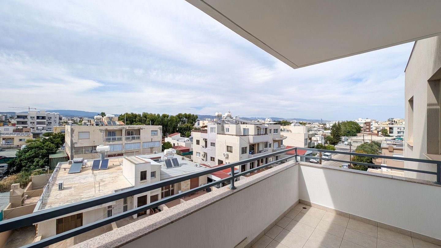 Two-Bedroom Apartment in Omonoia, Limassol photo 13