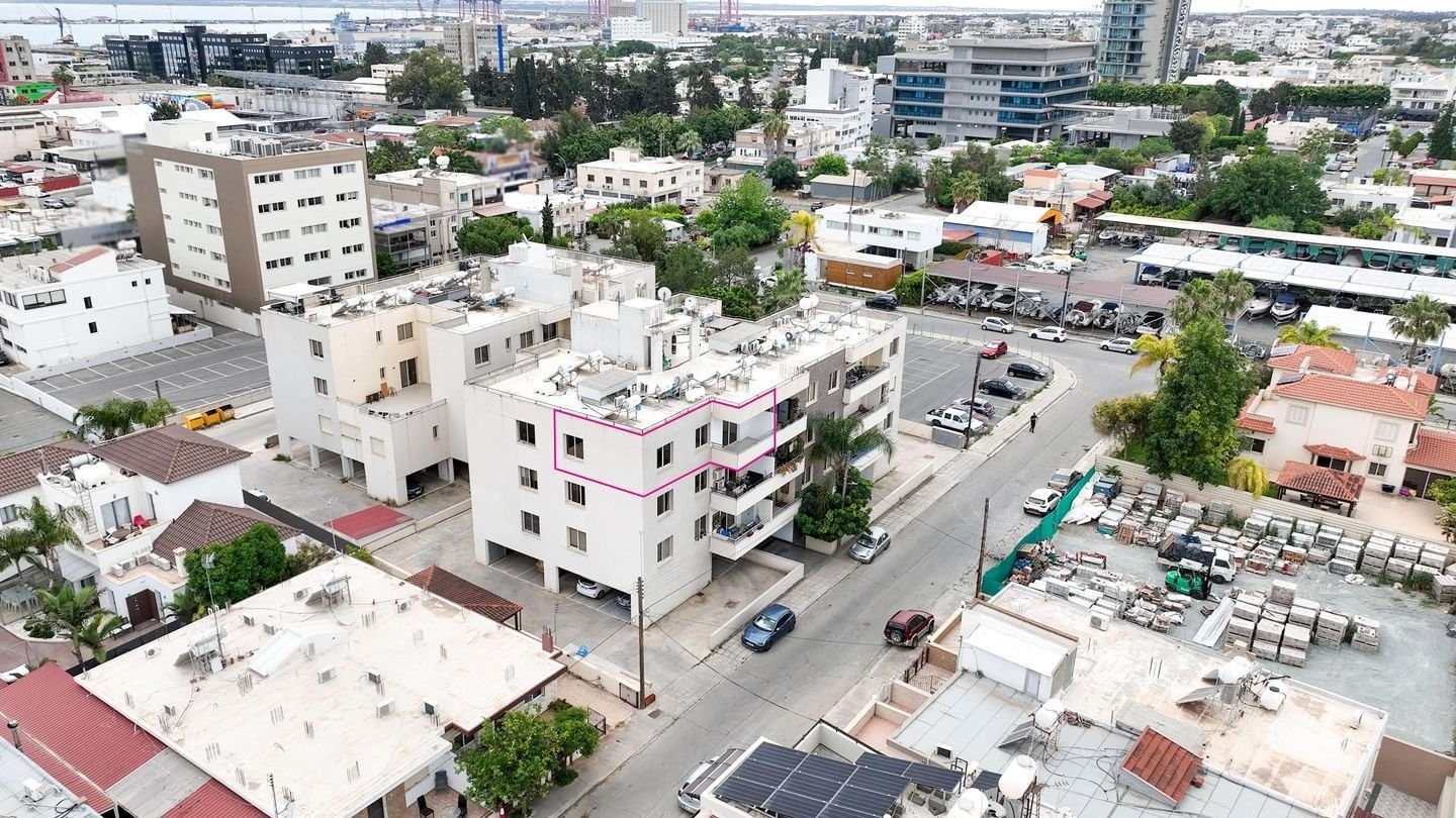 Two-Bedroom Apartment in Omonoia, Limassol photo 2