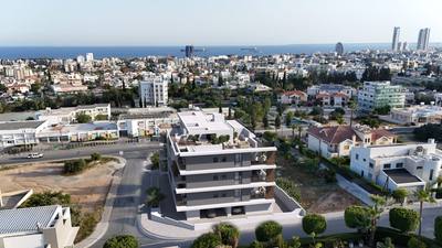 2 BR Apartment in Germasogeia thumbnail 15