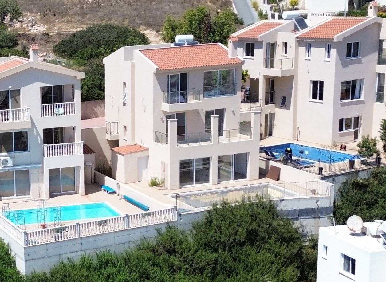 6 BR Villa in Pegeia, Paphos