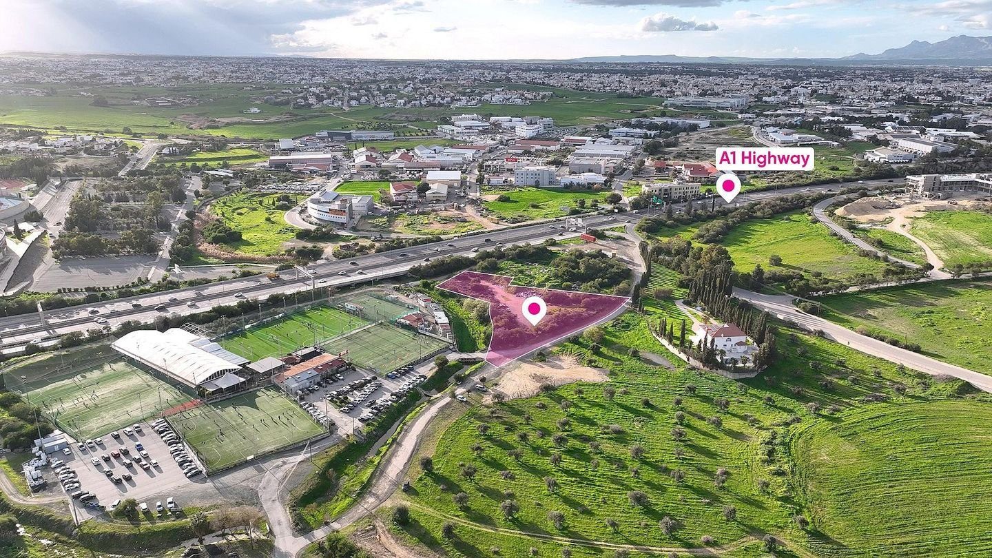 Prime special zone field located in Strovolos, Nicosia, opposite GSP Stadium — photo 4
