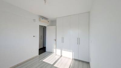 Top Floor Three-bedroom apartment in Agios Vasilios Quarter, Strovolos, Nicosia thumbnail 10