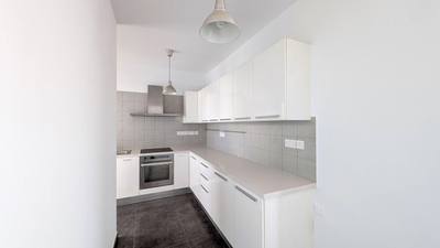 Top Floor Three-bedroom apartment in Agios Vasilios Quarter, Strovolos, Nicosia thumbnail 7
