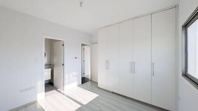 Top Floor Three-bedroom apartment in Agios Vasilios Quarter, Strovolos, Nicosia thumbnail 12