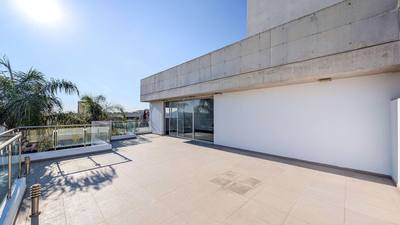 Top Floor Three-bedroom apartment in Agios Vasilios Quarter, Strovolos, Nicosia thumbnail 16