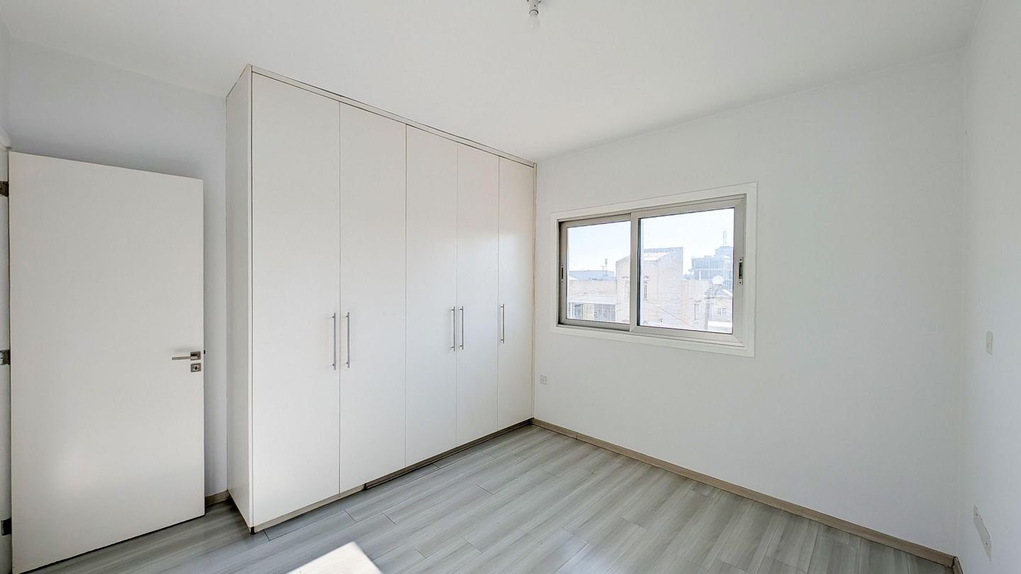 Top Floor Three-bedroom apartment in Agios Vasilios Quarter, Strovolos, Nicosia photo 11