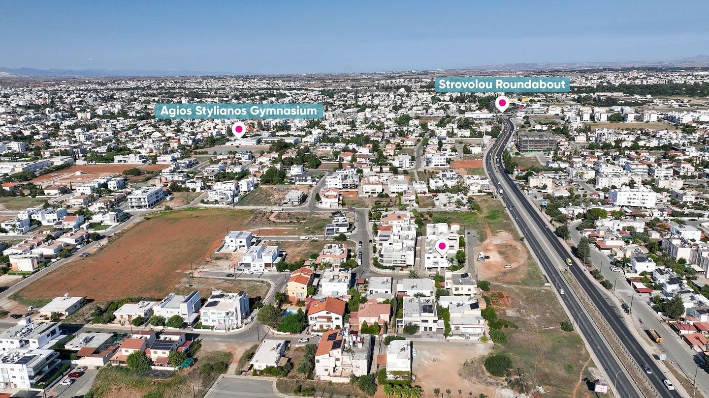 Top Floor Three-bedroom apartment in Agios Vasilios Quarter, Strovolos, Nicosia photo 3