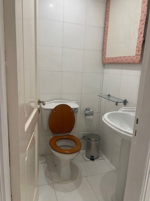 4 BR Apartment in Agios Tychonas, Limassol photo 13