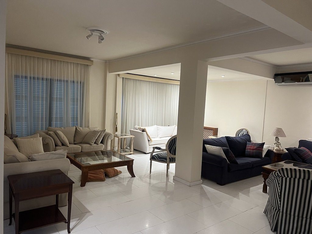 4 BR Apartment in Agios Tychonas, Limassol photo 2