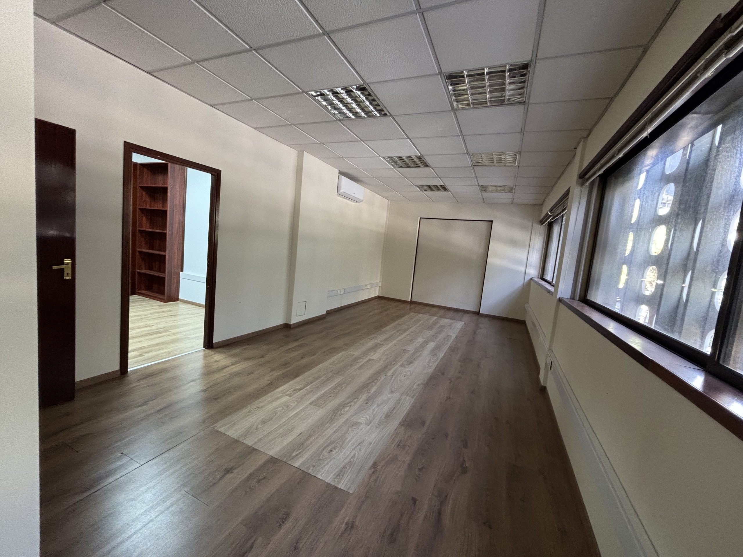 Office in Agia Zoni, Limassol — photo 5