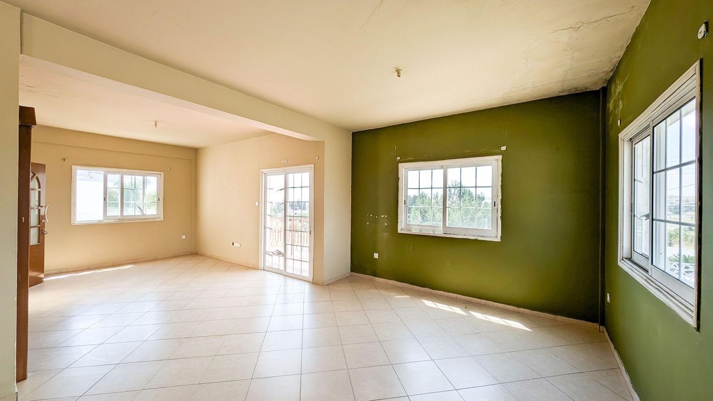 Three-Bedroom Detached House in Lympia, Nicosia photo 24