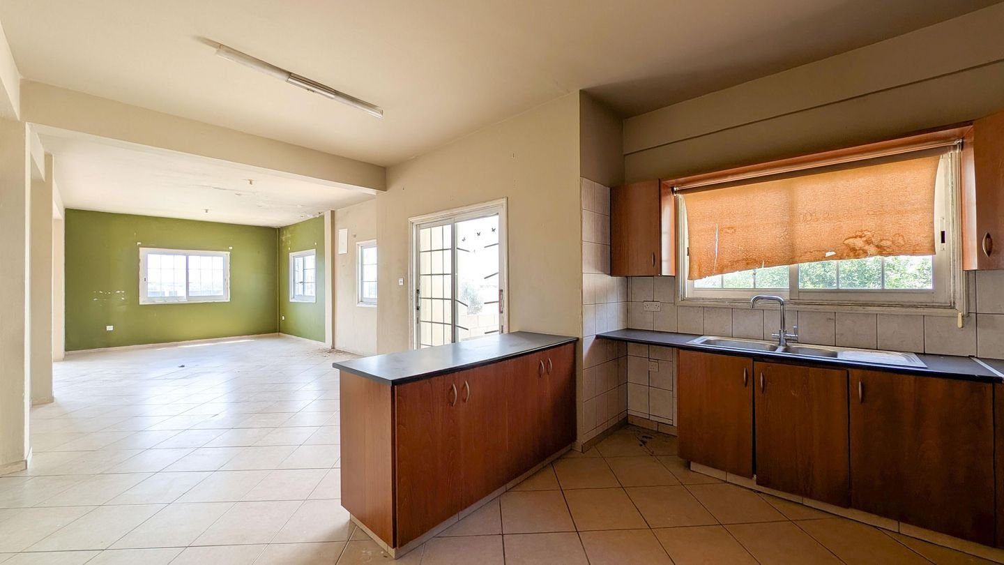 Three-Bedroom Detached House in Lympia, Nicosia photo 25