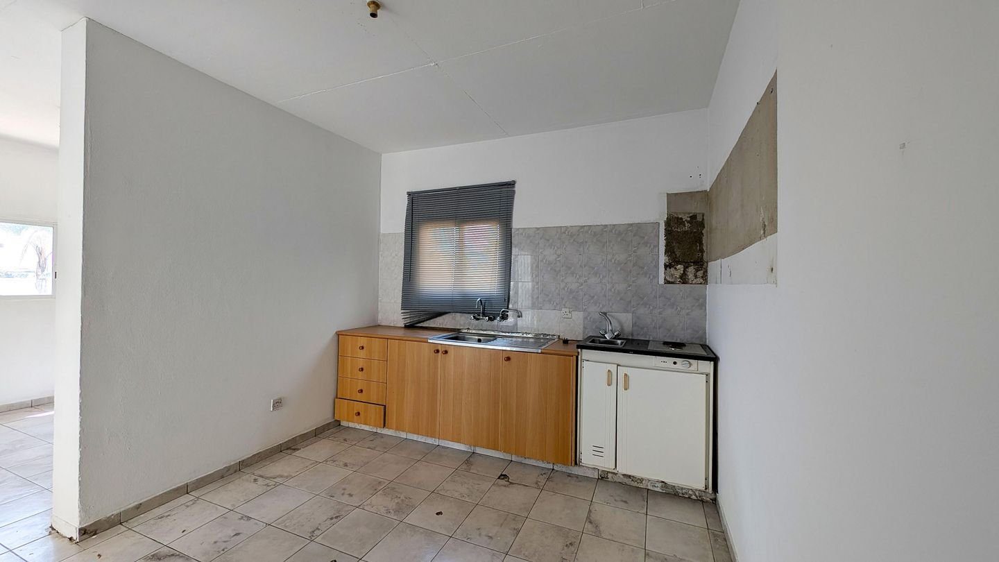 Three-Bedroom Detached House in Lympia, Nicosia photo 27
