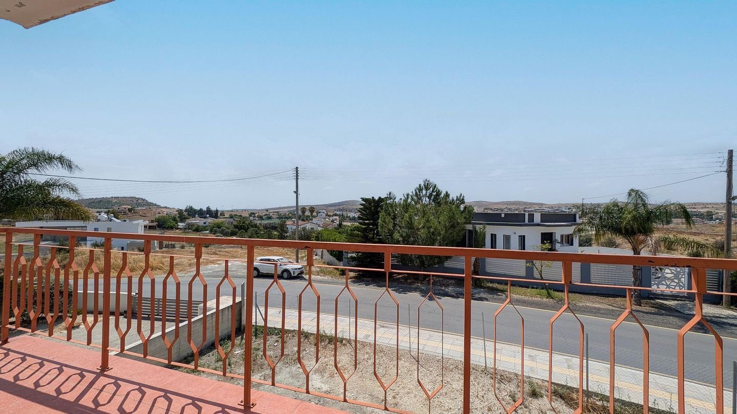 Three-Bedroom Detached House in Lympia, Nicosia photo 59