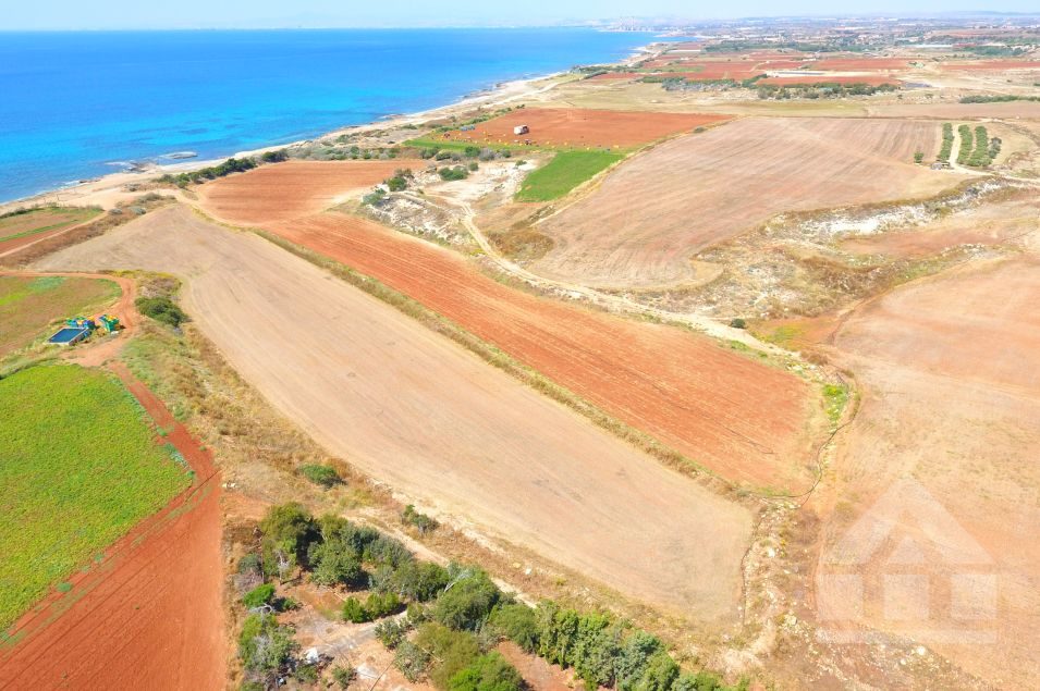 Beachfront Land in Ormidia, Larnaca photo 3