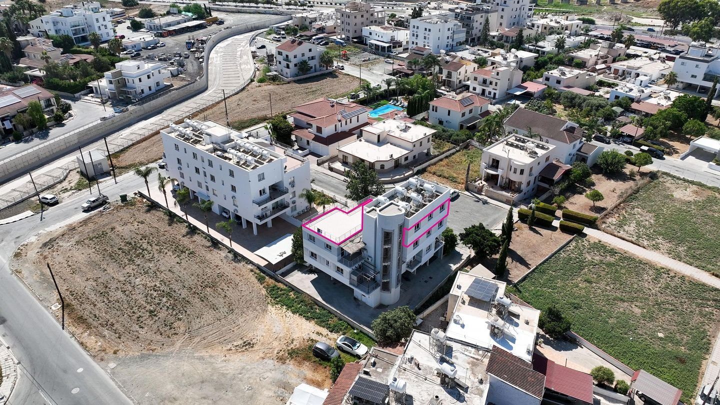 Two-Bedroom Apartment in Kamares area, Larnaca photo 2