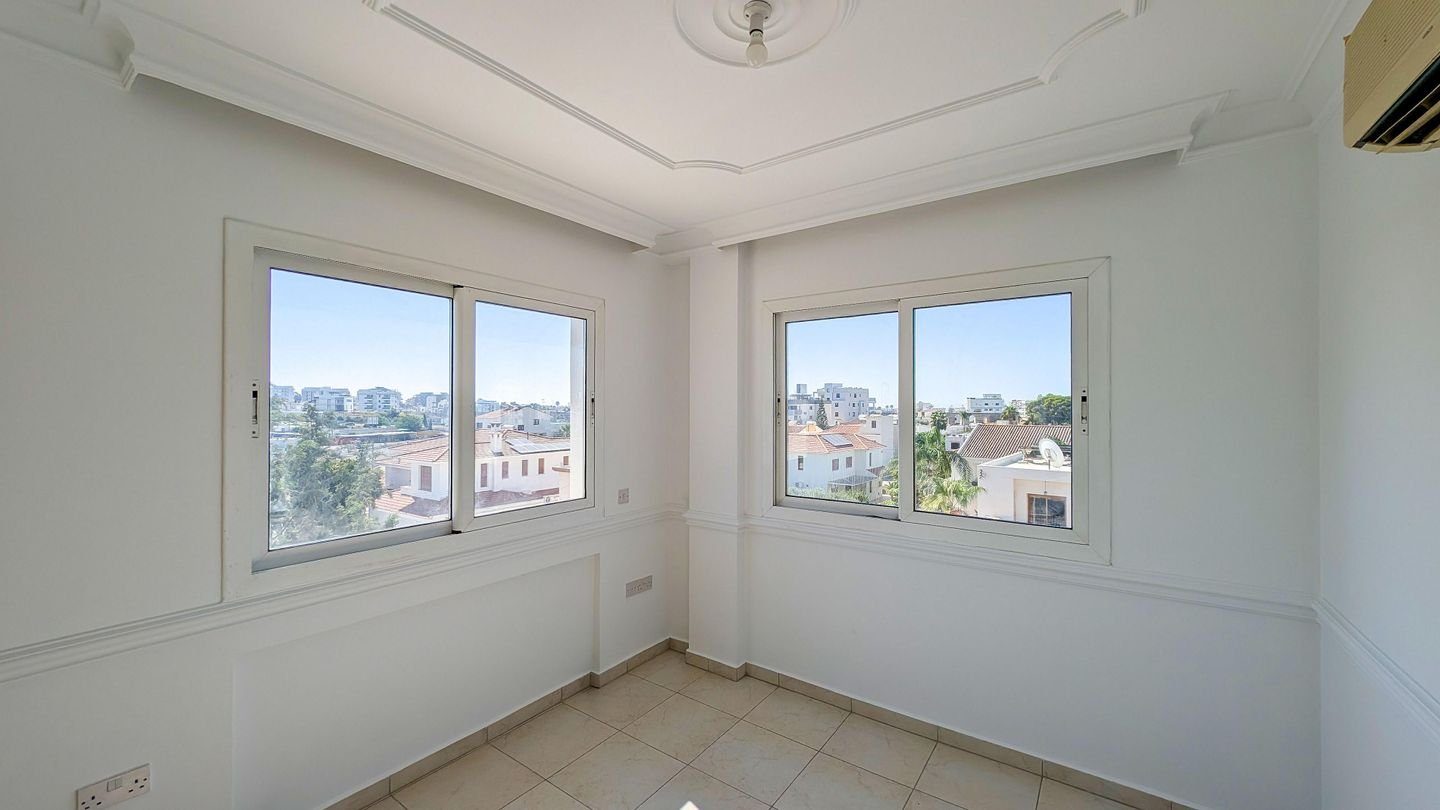 Two-Bedroom Apartment in Kamares area, Larnaca photo 8