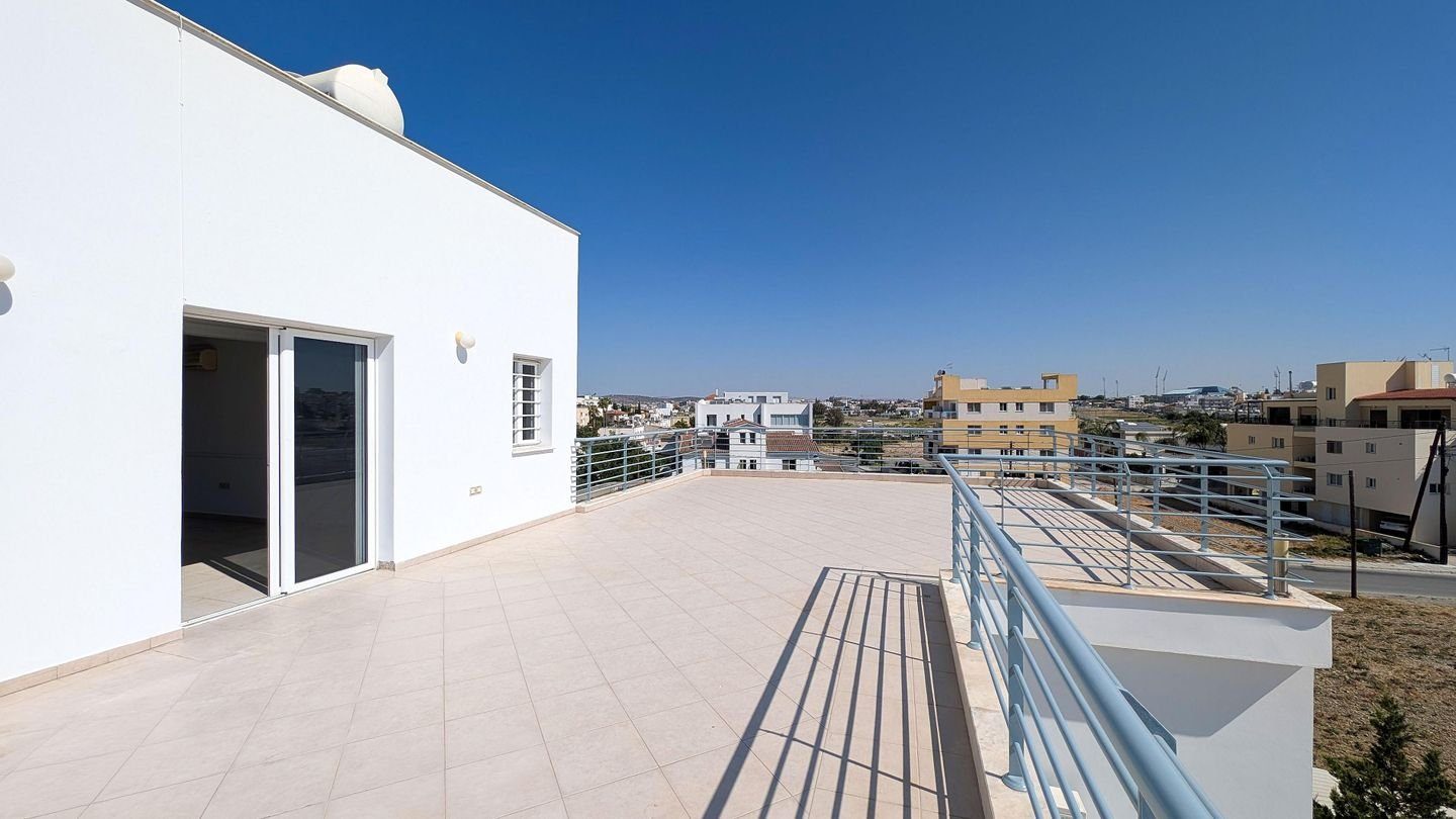 Two-Bedroom Apartment in Kamares area, Larnaca photo 15