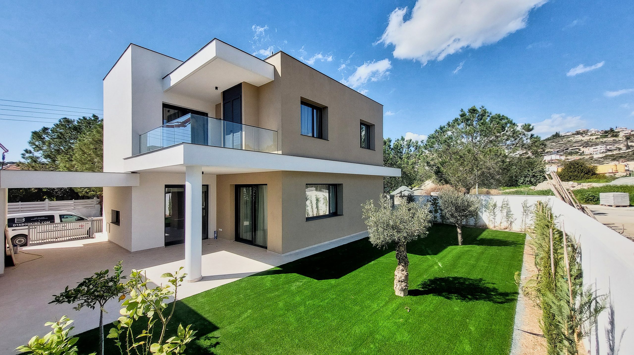 4 BR Villa in Agios Tychonas, Limassol