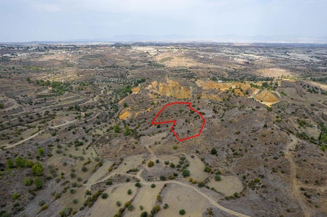 Field in Kapedes, Nicosia photo 3