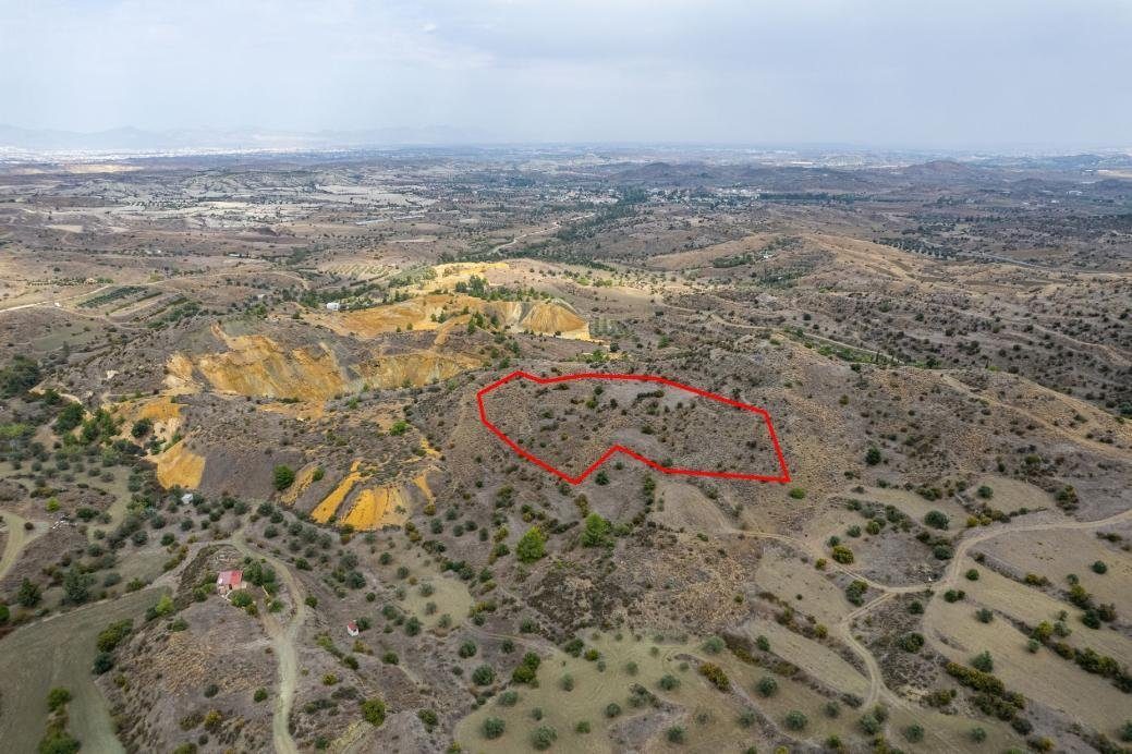 Field in Kapedes, Nicosia photo 2