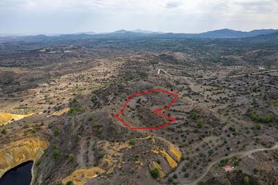 Field in Kapedes, Nicosia thumbnail 1