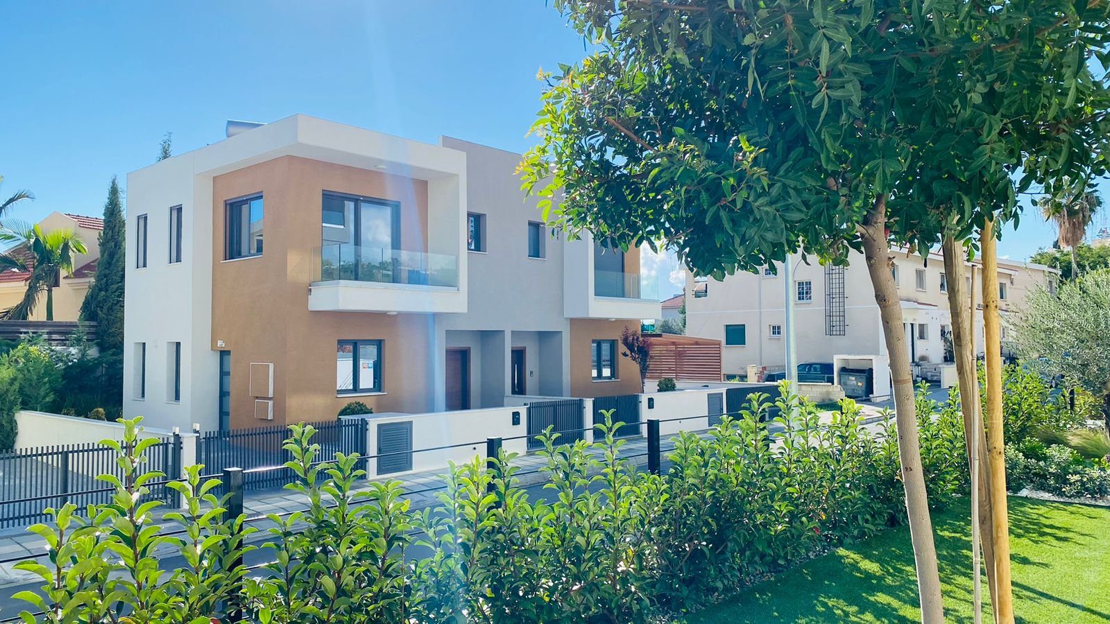 2 BR Townhouse in Potamos Germasogeias, Limassol photo 16