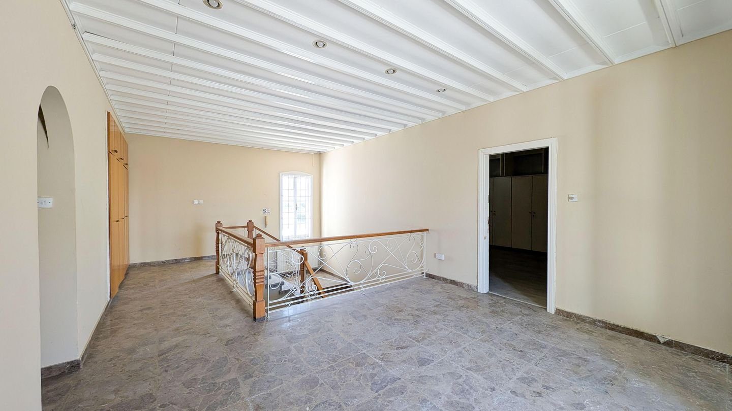 Two-storey detached residence in Agios Andreas quarter, Nicosia photo 16