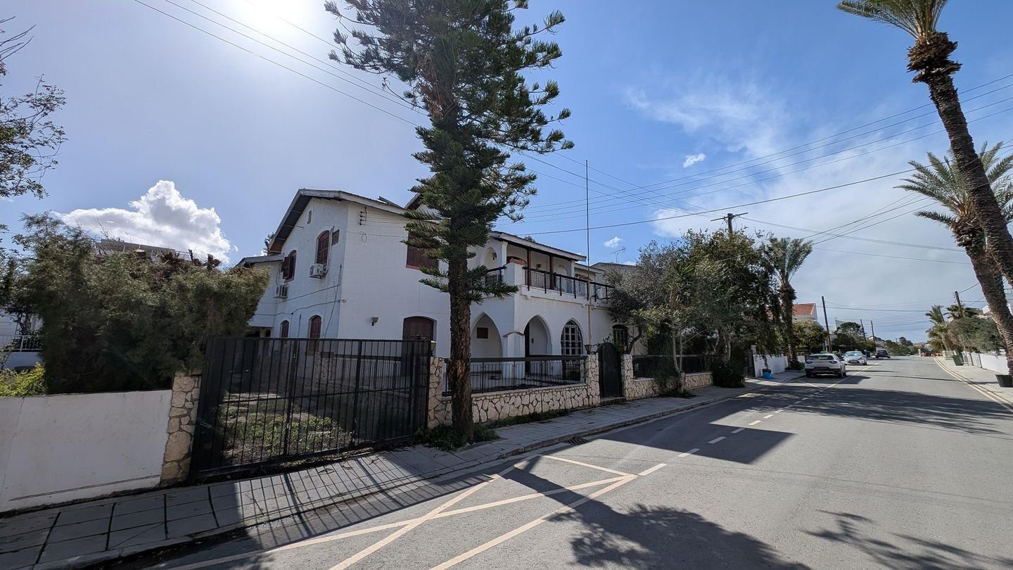 Two-storey detached residence in Agios Andreas quarter, Nicosia photo 1