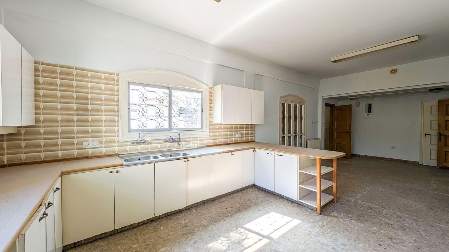 Two-storey detached residence in Agios Andreas quarter, Nicosia photo 11