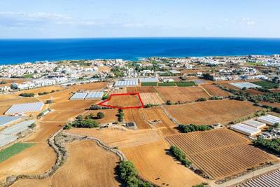 Shared residential field in Paralimni, Famagusta thumbnail 1