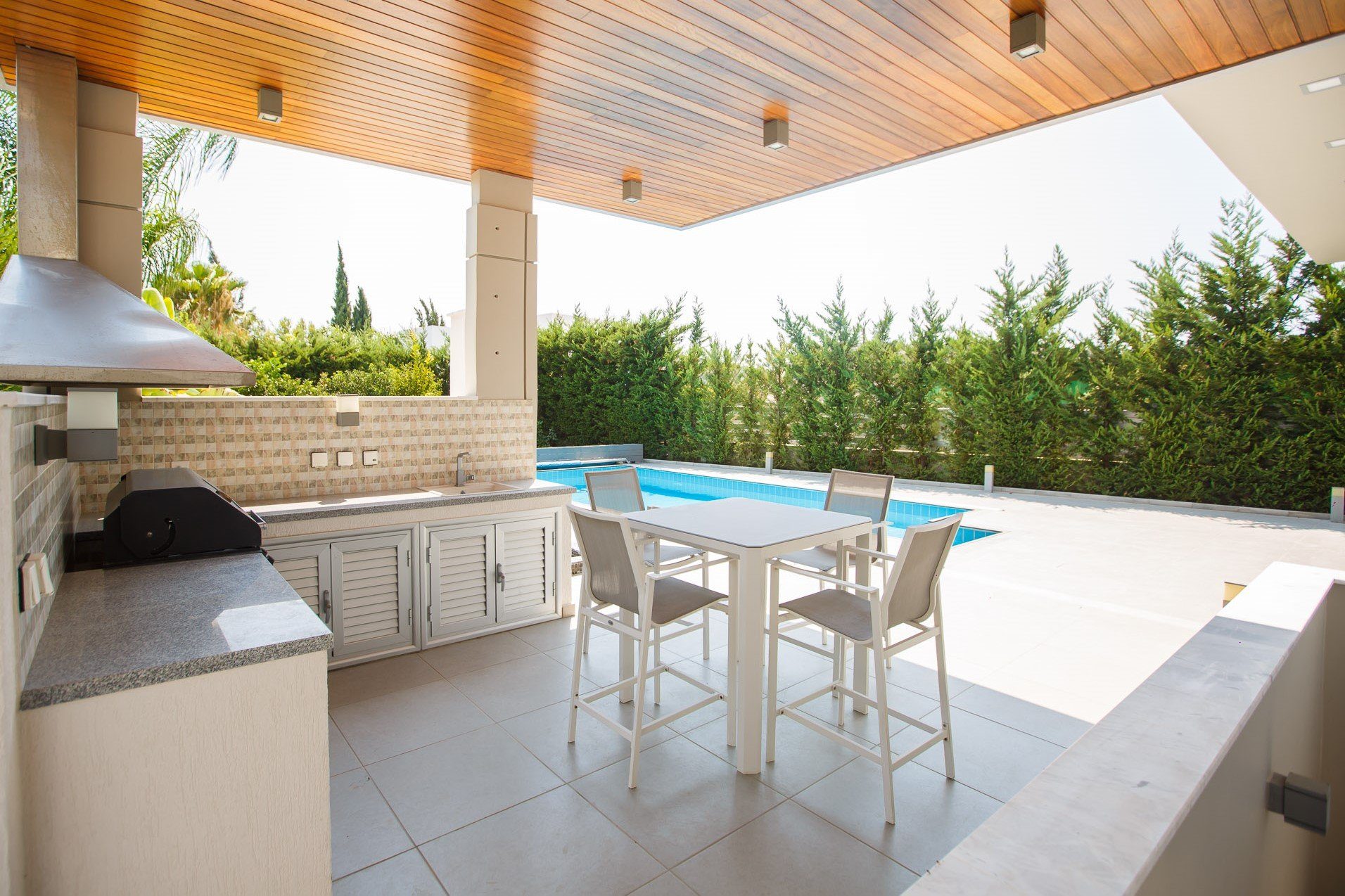 4 BR Villa in Agios Tychonas, Limassol — photo 2