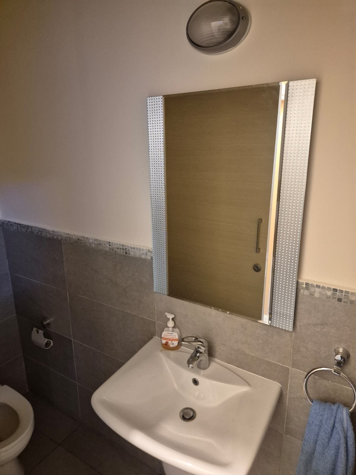 2 BR Apartment in Mesa Geitonia, Limassol photo 10