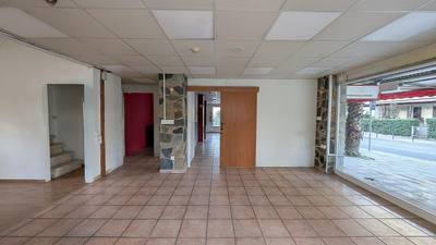 Shop with mezzanine in Agios Antonios, Nicosia thumbnail 14