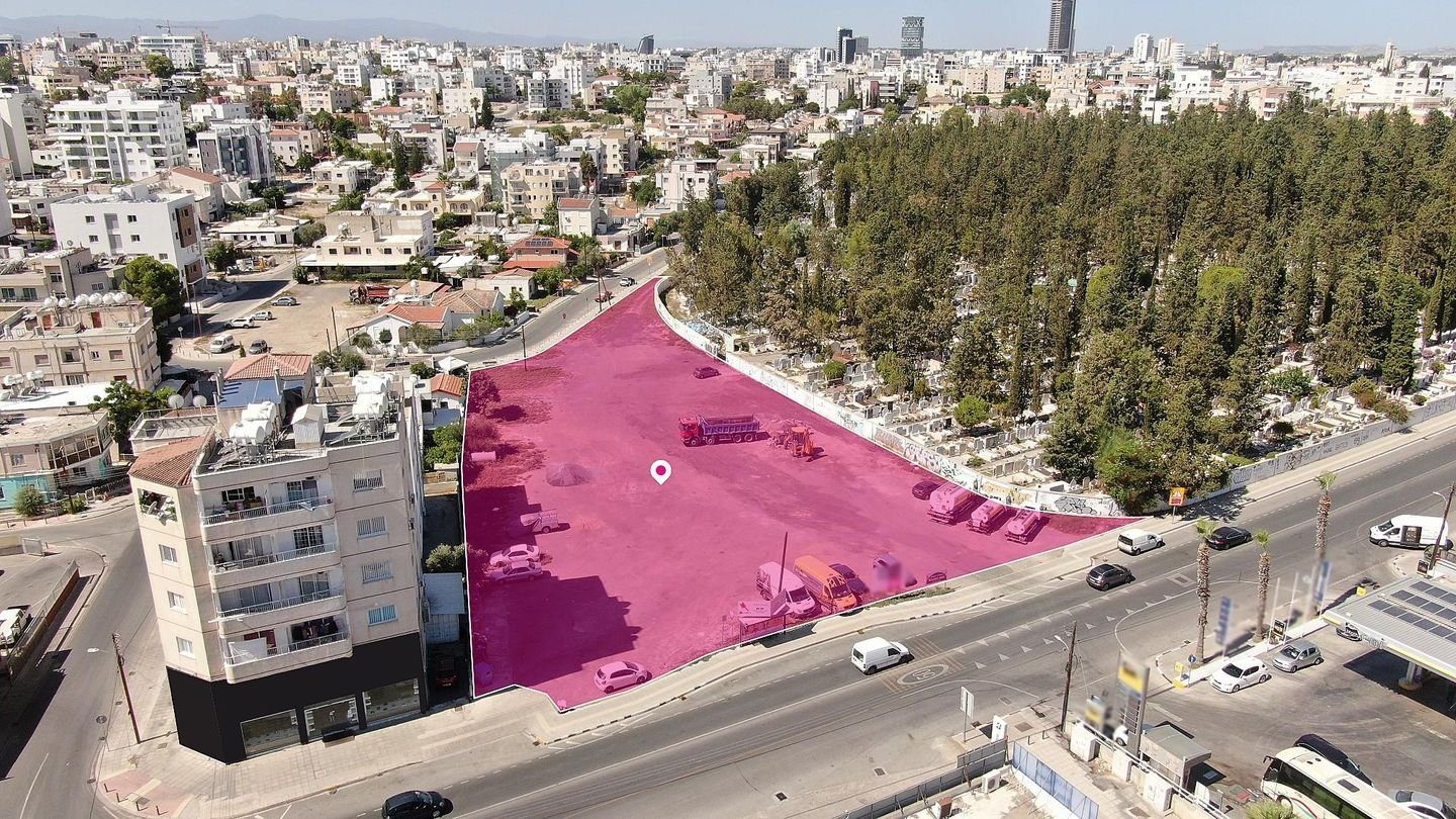 Commercial (Share 16%) and  residential (share 50%) fields in Nicosia photo 2
