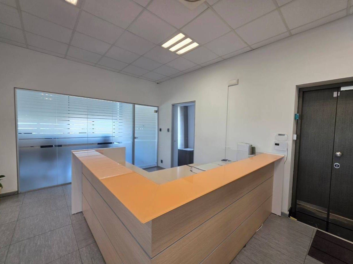 Entire 3rd Floor Office in Petrou Kai Pavlou, Limassol photo 3