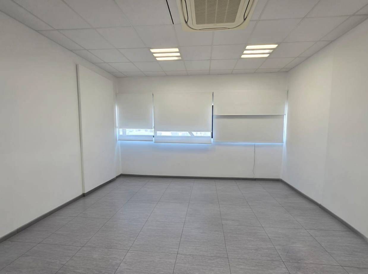 Entire 3rd Floor Office in Petrou Kai Pavlou, Limassol photo 10
